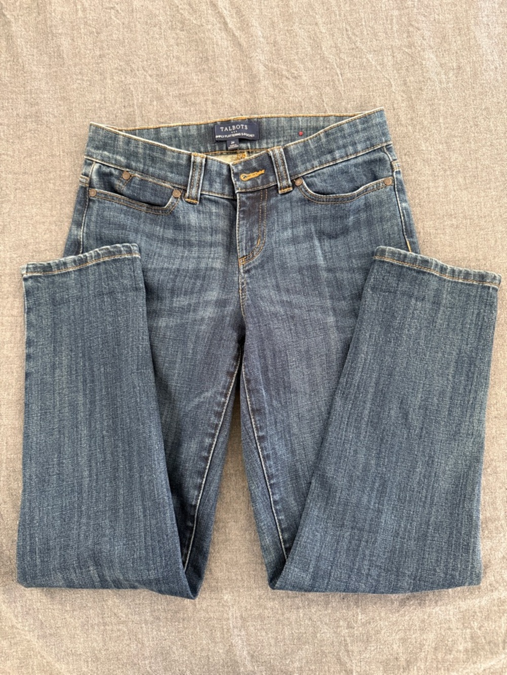 Talbots Jeans in Medium Wash Blue simply flattering 5 pocket size 2P